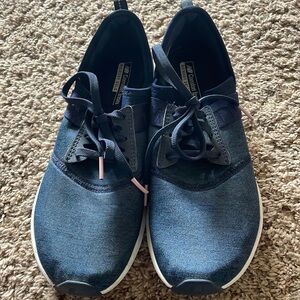 New Balance Women's FuelCore Nergize Sneaker